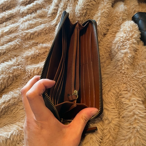 Fossil wallet - Picture 2 of 3